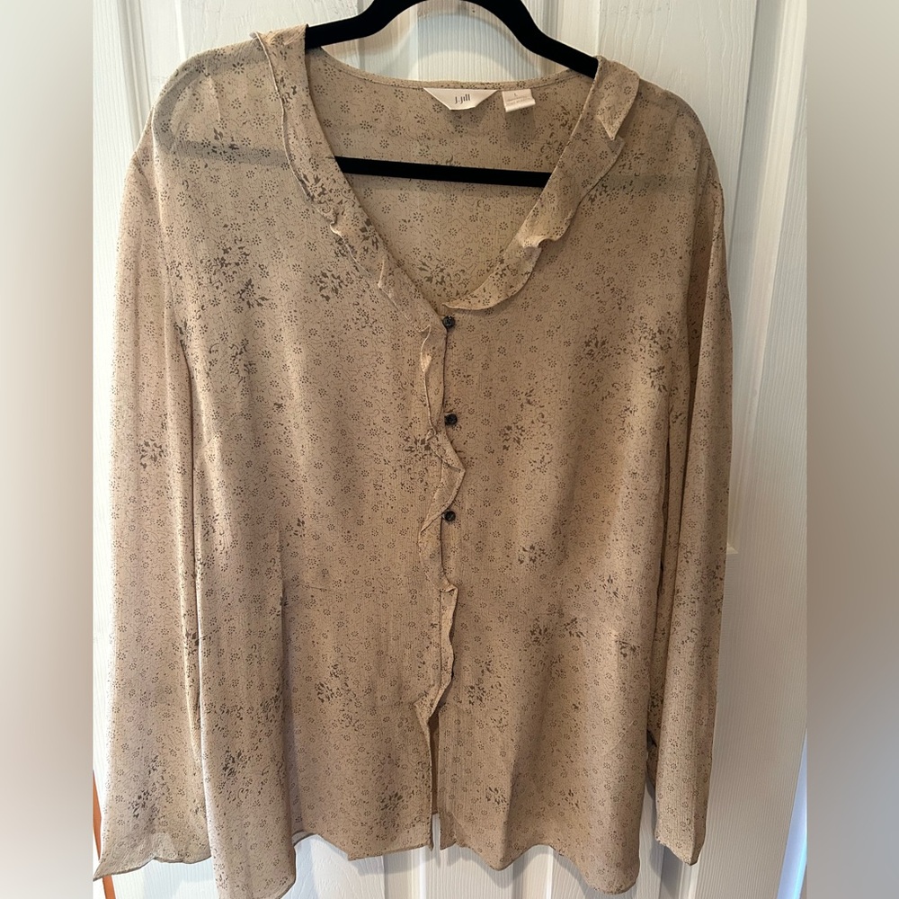 J. Jill Light Tan Floral Vintage Sheer blouse Size L. NWOT